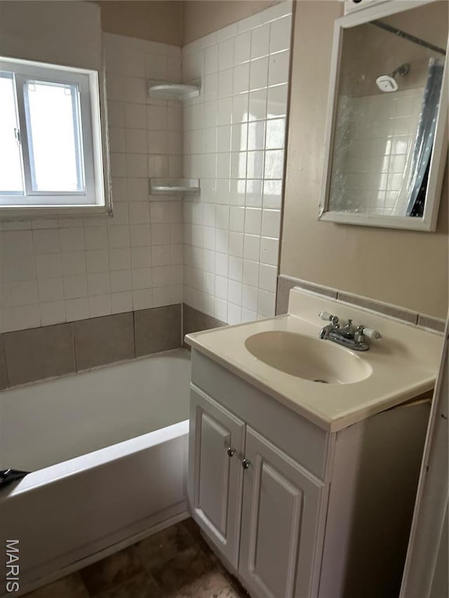 122 Fermo Ave, Ferguson, MO 63135 - full bathroom with vanity and shower / bath combo