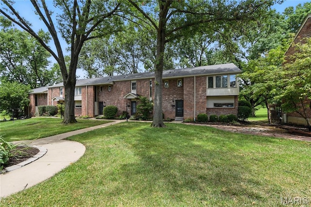 12321 Rossridge Ct, Saint Louis, MO 63146 - photo 1