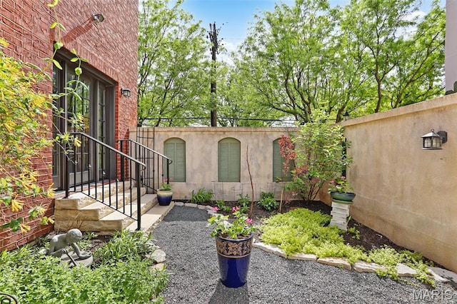 1201 Dolman St, Saint Louis, MO 63104 - view of yard