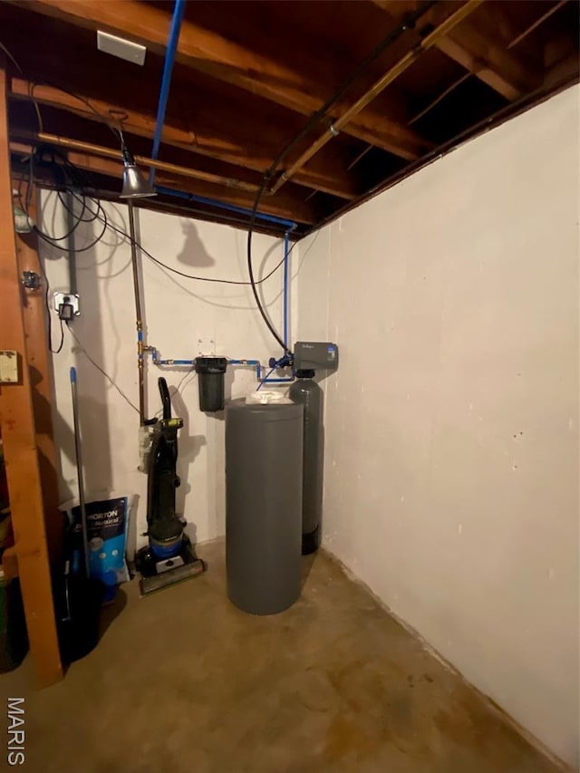123 S Oak St, Nokomis, IL 62075 - view of unfinished basement