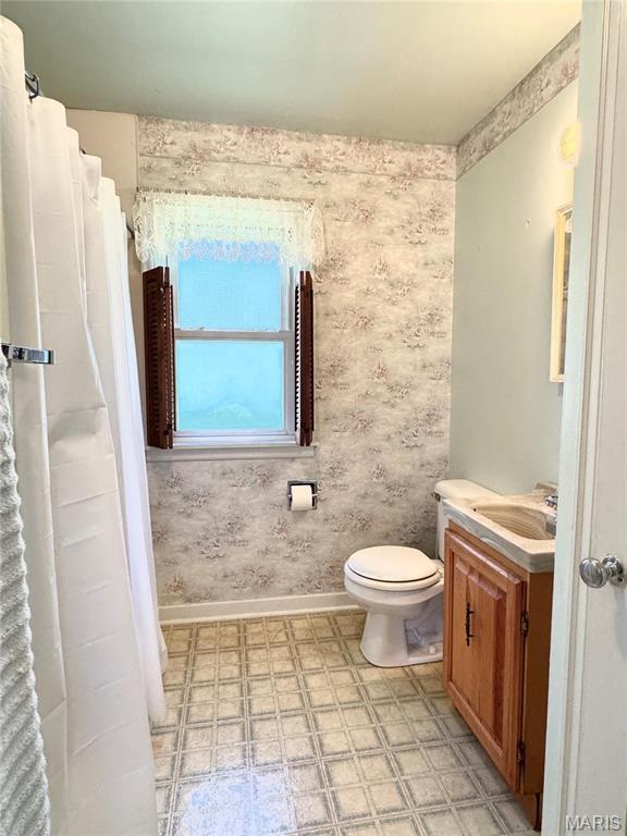 1305 Tennessee St, Louisiana, MO 63353 - photo 12