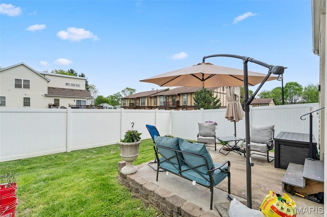 627 Rosetta Dr Unit M1, Florissant, MO 63031 - view of yard featuring a patio area and an outdoor hangout area