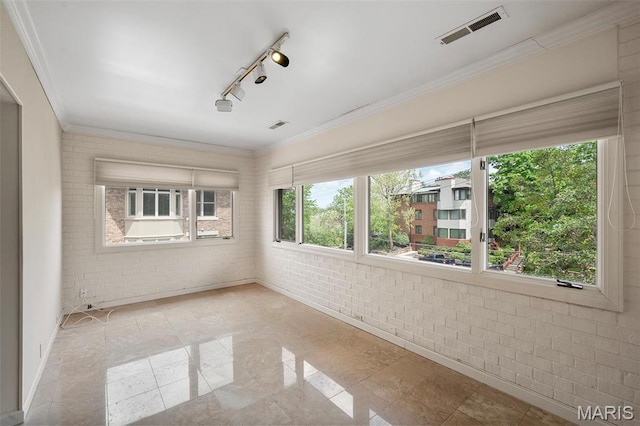303 N Meramec Ave Unit 202, Saint Louis, MO 63105 - unfurnished sunroom featuring rail lighting