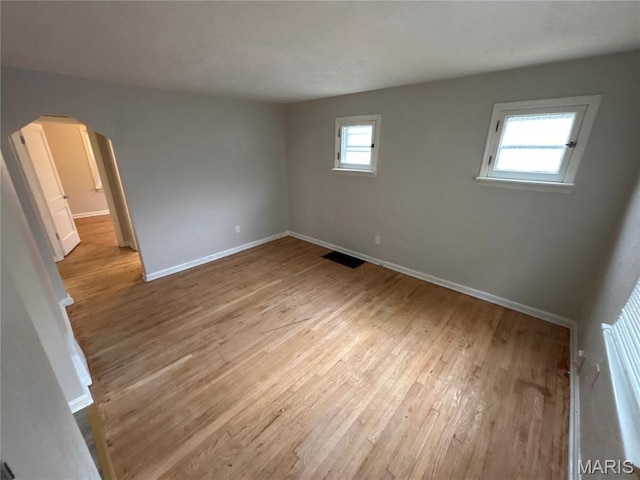 9701 Diamond Dr, Saint Louis, MO 63137 - photo 11