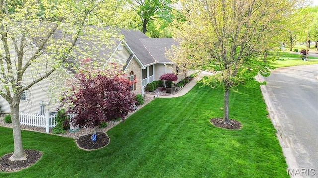 1302 Walnut St, Jerseyville, IL 62052 - aerial view of property and surrounding area