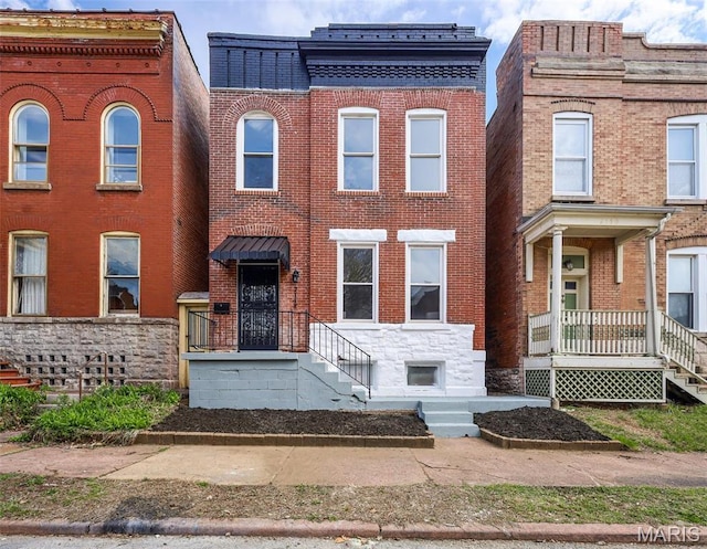 2148 Oregon Ave, Saint Louis, MO 63104 - view of property featuring brick siding