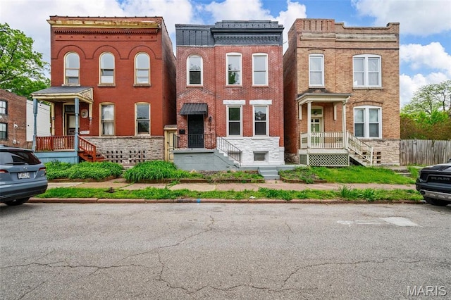 2148 Oregon Ave, Saint Louis, MO 63104 - multi unit property featuring brick siding