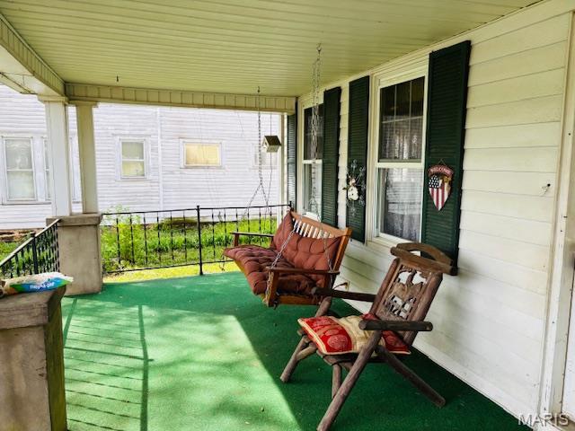 206 1st St, Steelville, MO 65565 - view of sunroom / solarium