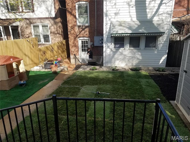 1077 Mccausland Ave, Saint Louis, MO 63117 - photo 14