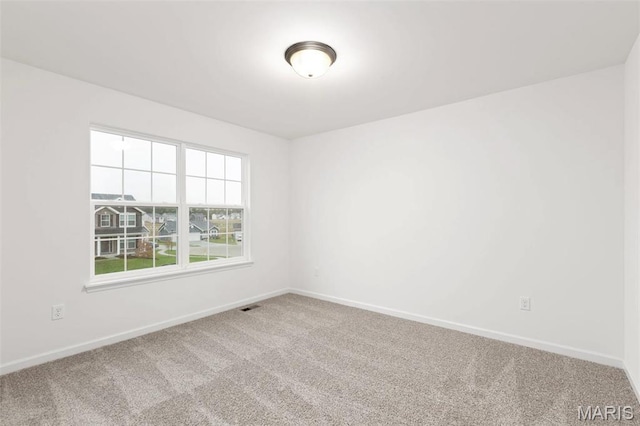 1170 Bloomfield Dr, Eureka, MO 63025 - unfurnished room featuring carpet floors and baseboards