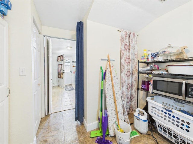 462 Harrison St, Lebanon, MO 65536 - view of storage