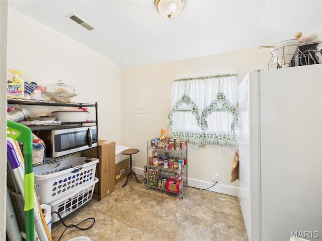 462 Harrison St, Lebanon, MO 65536 - view of storage room