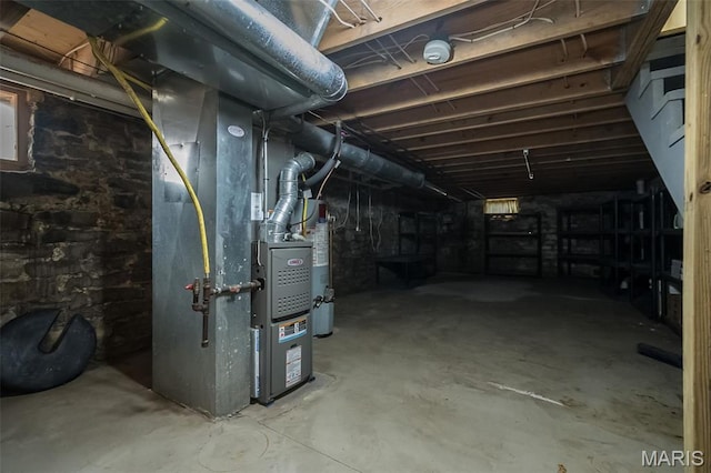 1003 Allen Ave, Saint Louis, MO 63104 - unfinished basement featuring heating unit