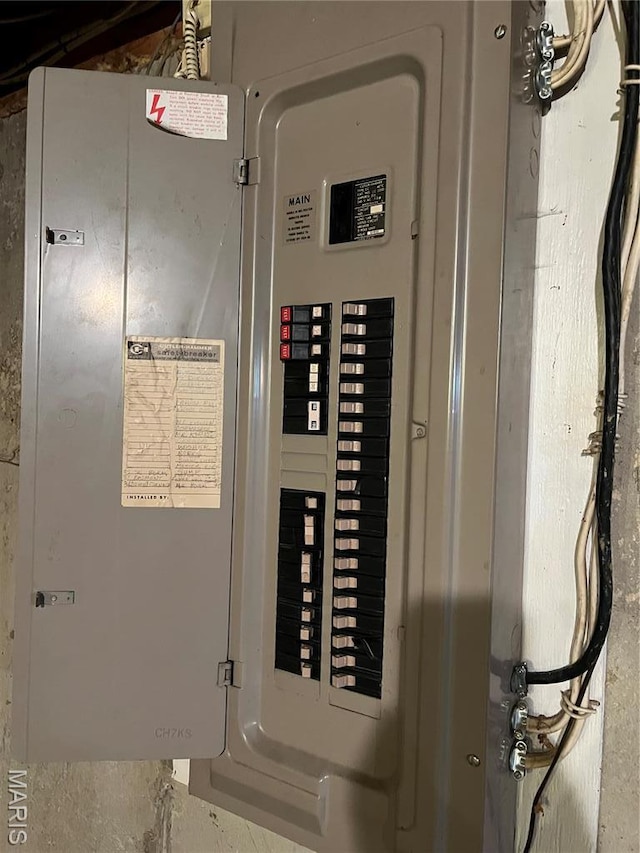 1235 S Hackman St, Staunton, IL 62088 - utility room featuring electric panel