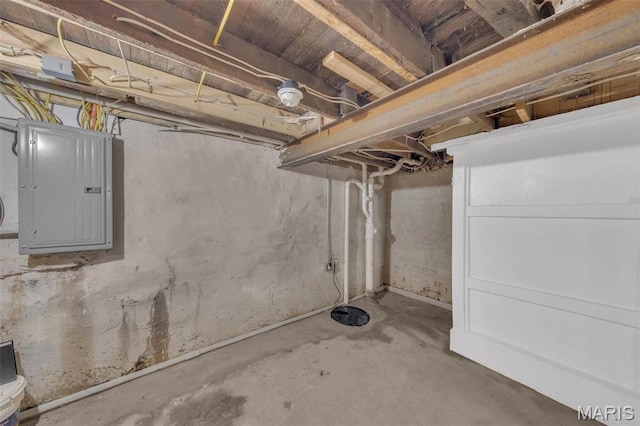 6815 Wise Ave, Saint Louis, MO 63139 - unfinished basement with electric panel