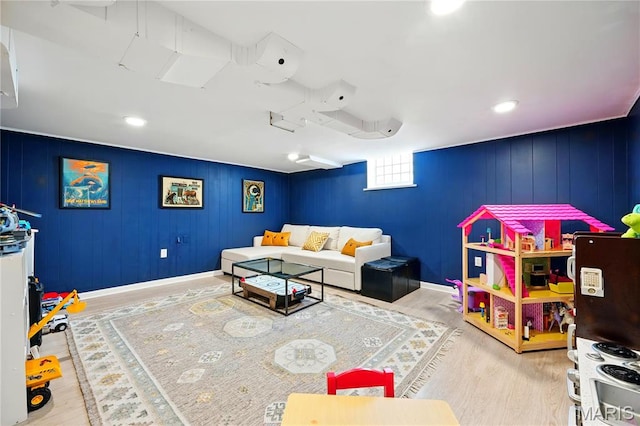 24 Rio Vista Dr, Saint Louis, MO 63124 - playroom featuring wood finished floors, baseboards, and recessed lighting