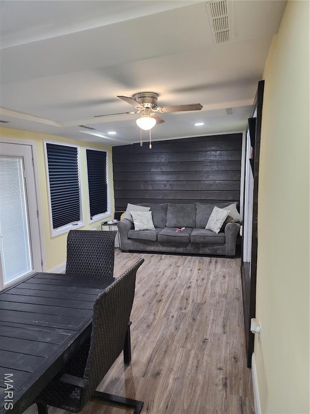 91 N Chantilly Rd, Winfield, MO 63389 - living room with wood finished floors and a ceiling fan