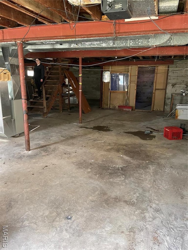 1205 W Mccarty St, Jefferson City, MO 65109 - below grade area with heating unit