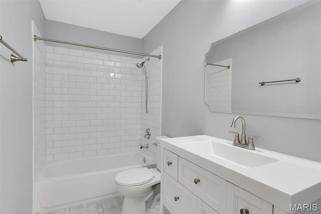 1316 Holgate Dr Unit G5, Ballwin, MO 63021 - full bathroom featuring vanity, washtub / shower combination, and toilet