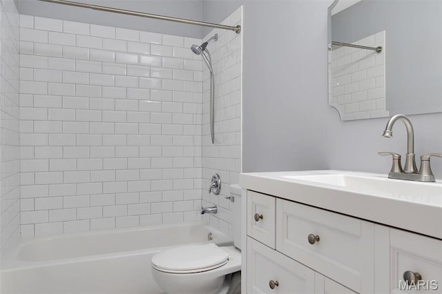 1316 Holgate Dr Unit G5, Ballwin, MO 63021 - bathroom with vanity, toilet, and washtub / shower combination