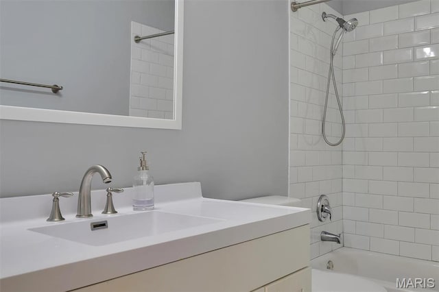 1316 Holgate Dr Unit G5, Ballwin, MO 63021 - full bath with vanity and shower / tub combination