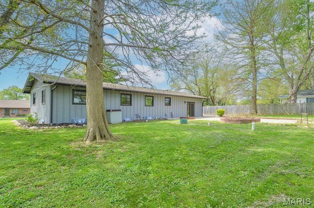 19 Ruth Ann Dr, Godfrey, IL 62035 - back of property featuring board and batten siding