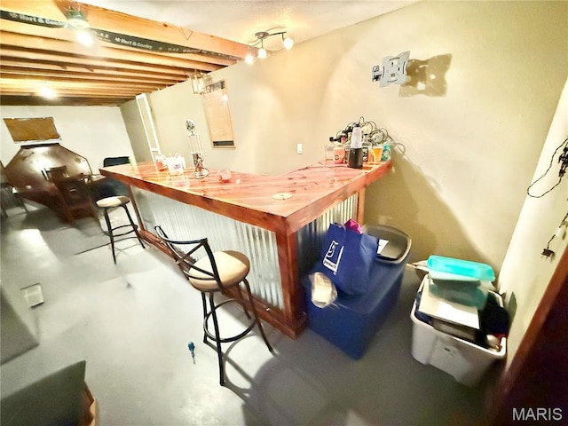 305 Houser St, Park Hills, MO 63601 - indoor bar featuring finished concrete flooring