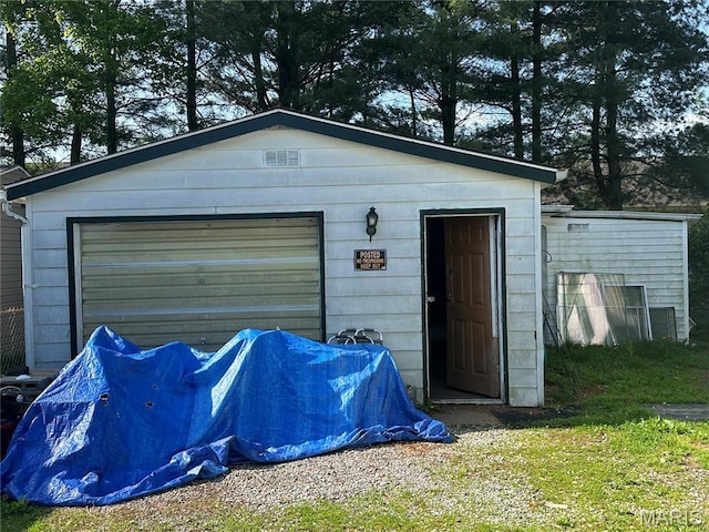 215 Meddows Ln, Ofallon, IL 62269 - detached garage featuring driveway