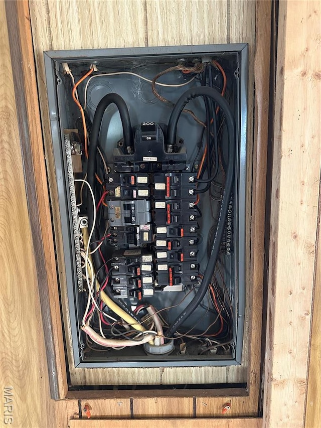 215 Meddows Ln, Ofallon, IL 62269 - utilities featuring electric panel