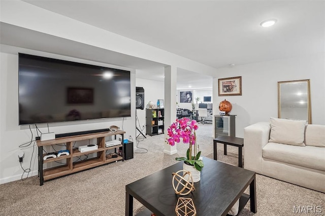 1007 Crows Nest Ct, Caseyville, IL 62232 - carpeted living area featuring baseboards