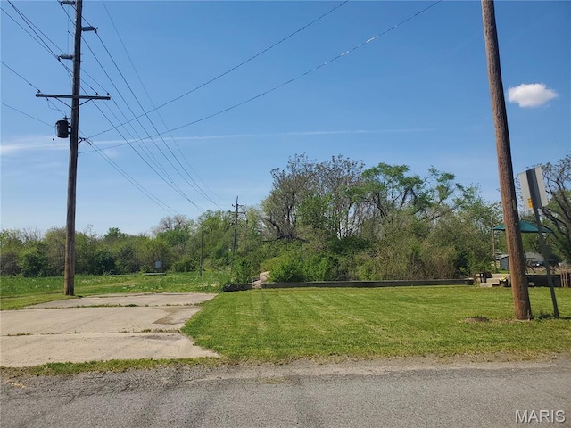 1511 Upper Cahokia Rd, Cahokia, IL 62206