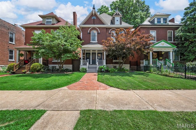 2612 S Compton Ave, Saint Louis, MO 63118 - victorian home featuring a porch