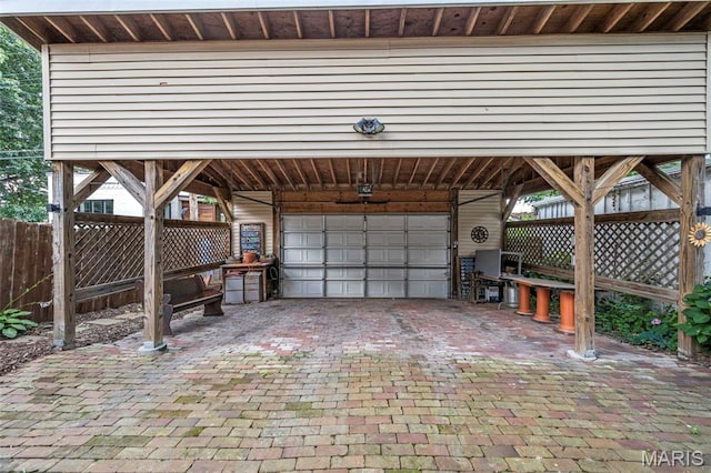 2612 S Compton Ave, Saint Louis, MO 63118 - view of garage