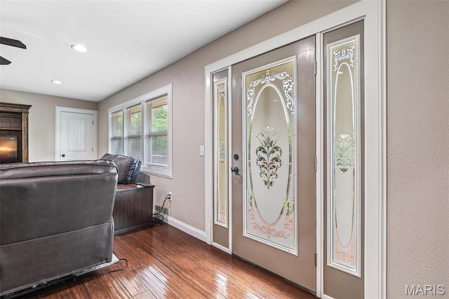 5259 US Highway 61, Bloomsdale, MO 63627 - entryway featuring dark wood-style floors, baseboards, recessed lighting, and a ceiling fan