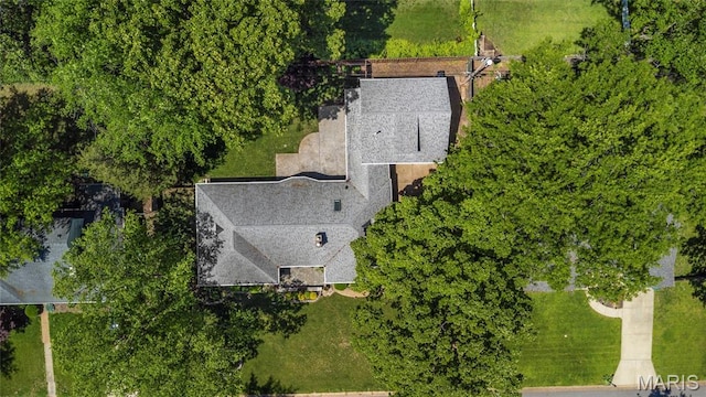 1345 Cheshire Ln, Webster Groves, MO 63119 - aerial view of property and surrounding area