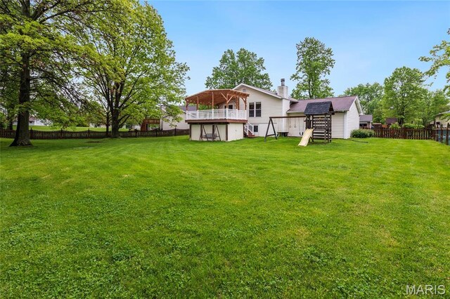 2022 Tramore Ct, Chesterfield, MO 63017 - view of yard with a deck