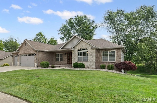 2015 Grandview Dr, Saint Jacob, IL 62281