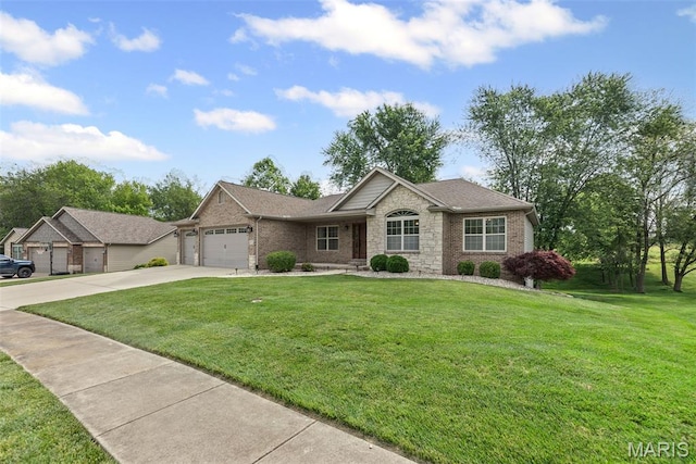 2015 Grandview Dr, Saint Jacob, IL 62281