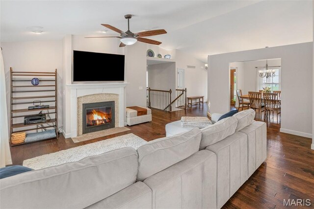 2015 Grandview Dr, Saint Jacob, IL 62281