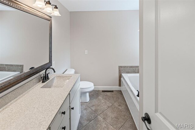 2015 Grandview Dr, Saint Jacob, IL 62281