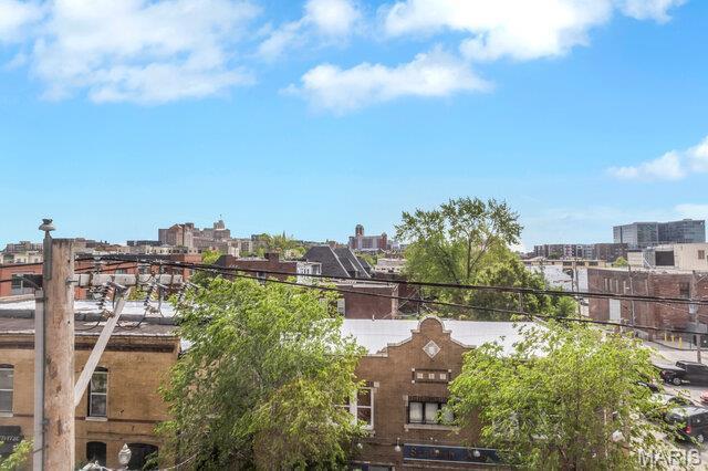 4100 Laclede Ave Unit 314, Saint Louis, MO 63108 - view of building exterior featuring a view of city