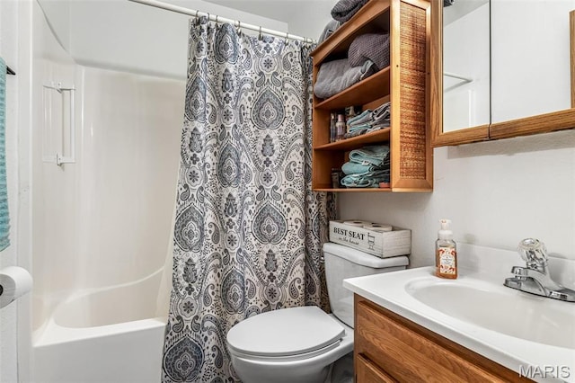 111 Edwards Ln, Park Hills, MO 63601 - full bath featuring vanity, toilet, and shower / tub combo