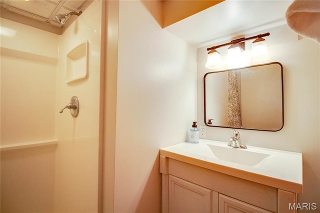 1210 Mckinley Blvd, Alton, IL 62002 - bathroom with a shower and vanity