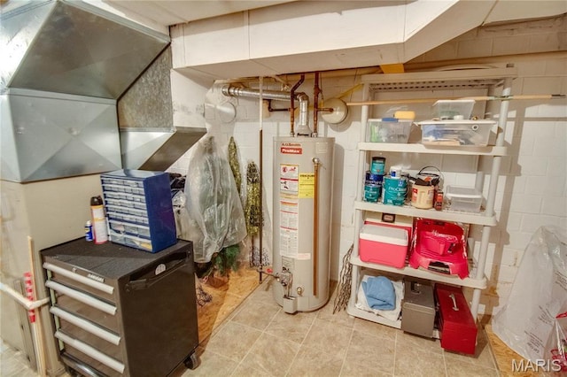 1210 Mckinley Blvd, Alton, IL 62002 - utility room featuring water heater