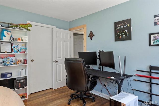 714 W Elm St, Taylorville, IL 62568 - office area featuring wood finished floors