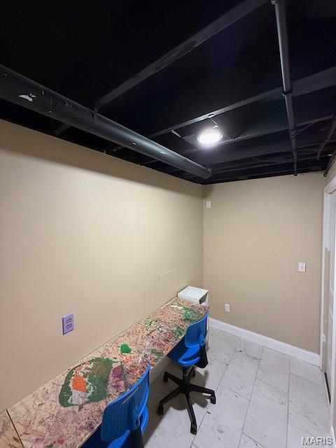 203 Chadwyck Cir, Herculaneum, MO 63048 - unfurnished office featuring baseboards
