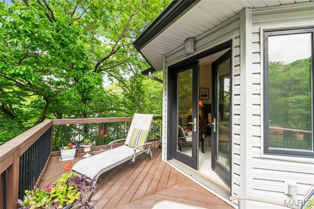 400 Gabriel Dr, Kirkwood, MO 63122 - view of wooden deck