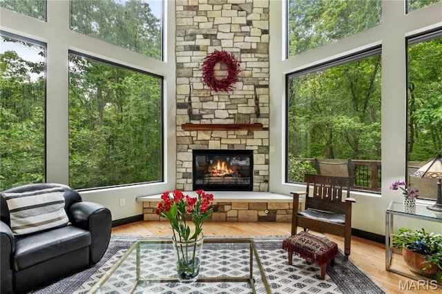 400 Gabriel Dr, Kirkwood, MO 63122 - sunroom with healthy amount of natural light