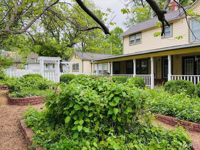 305 Frisco St, Steelville, MO 65565 - rear view of property with fence