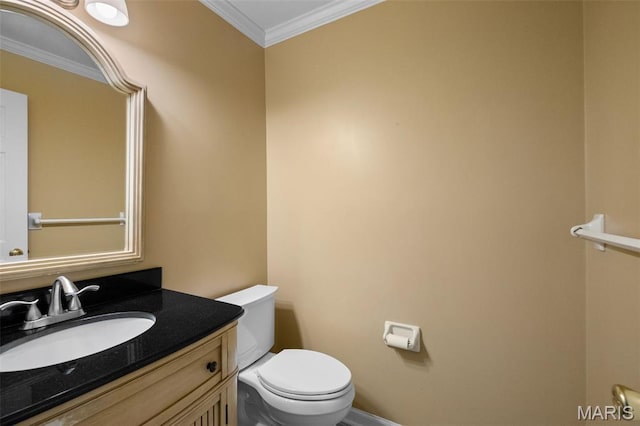 1439 Briarcreek Dr, Saint Louis, MO 63122 - half bath featuring vanity and ornamental molding
